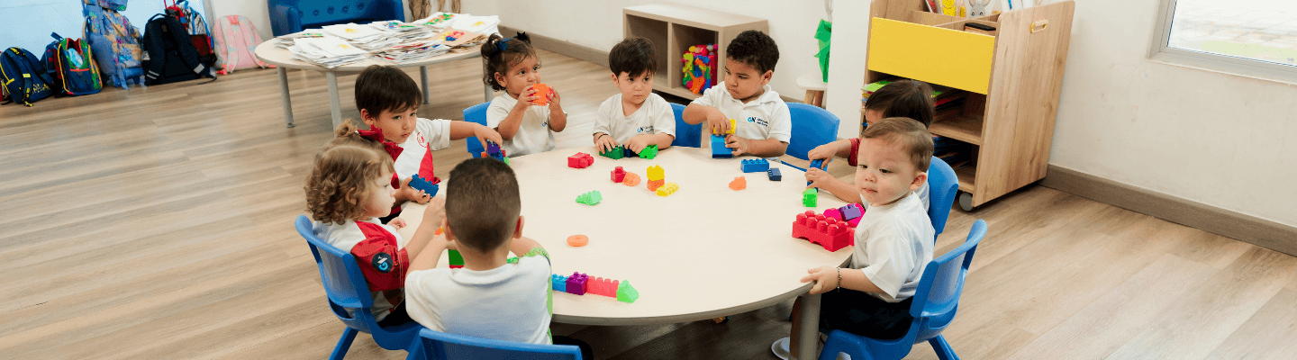 Niños en salón de clases